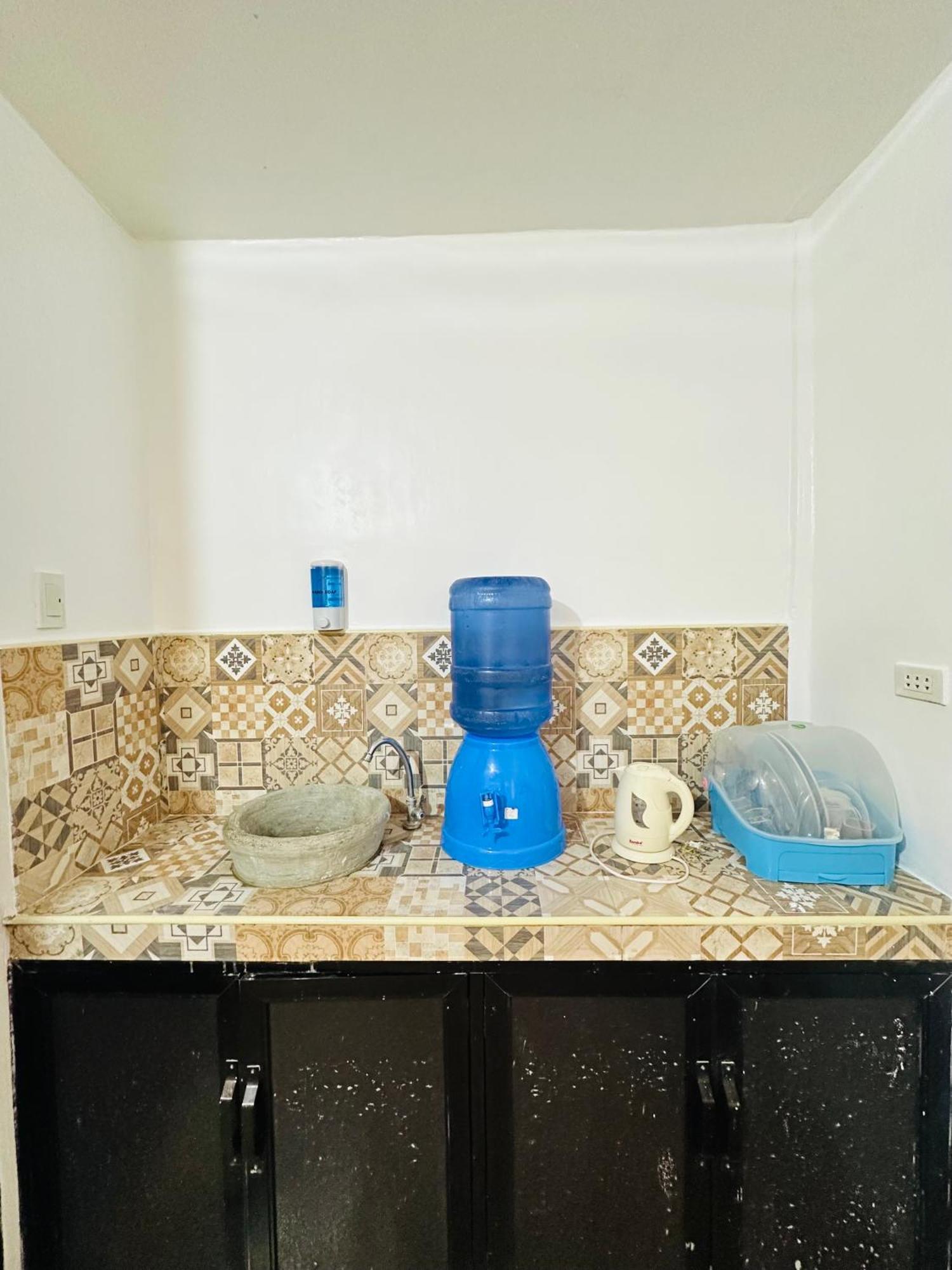Cris & Mar Homestay Burgos  Luaran gambar